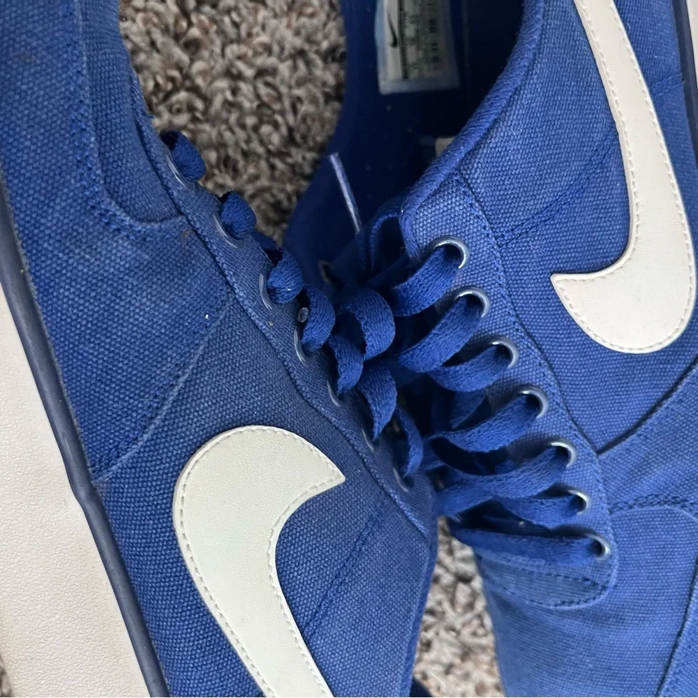 Nike used throwback